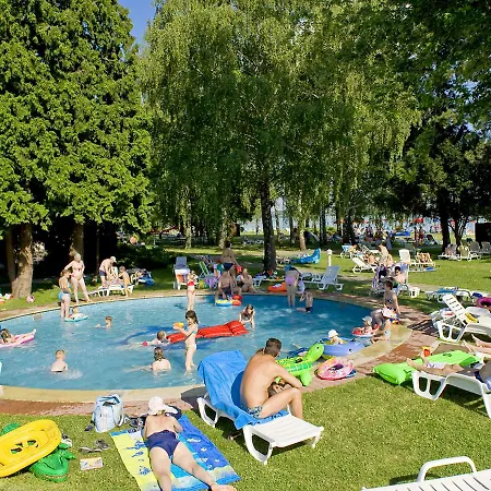 Holiday Club * Tihany